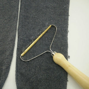 Hot Sale 1PC Portable Lint Remover Clothes Fuzz Fabric Shaver Brush Tool for Sweater Woven Coat Home Tools Dropshipping 1025Z